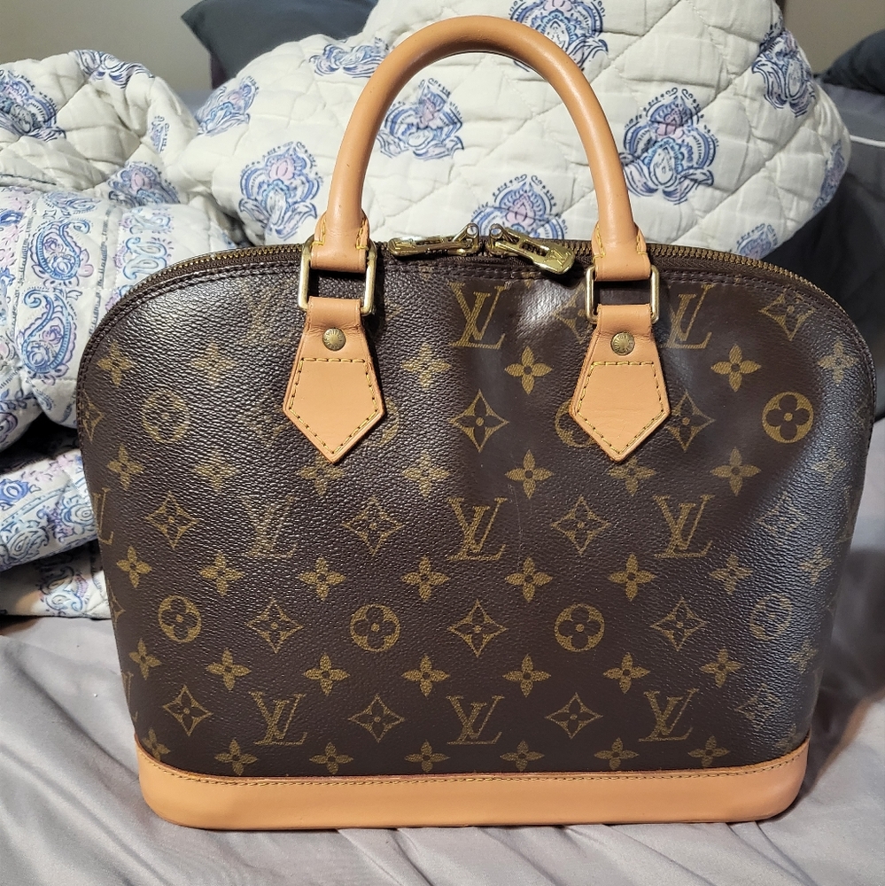 Authentic louis vuitton alma pm